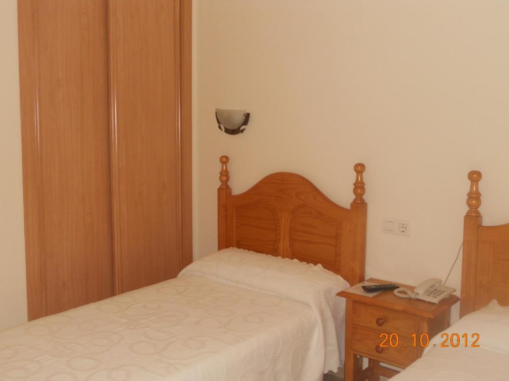 Hostal Restaurante Hermanos Zamora Palma del Rio Ruang foto