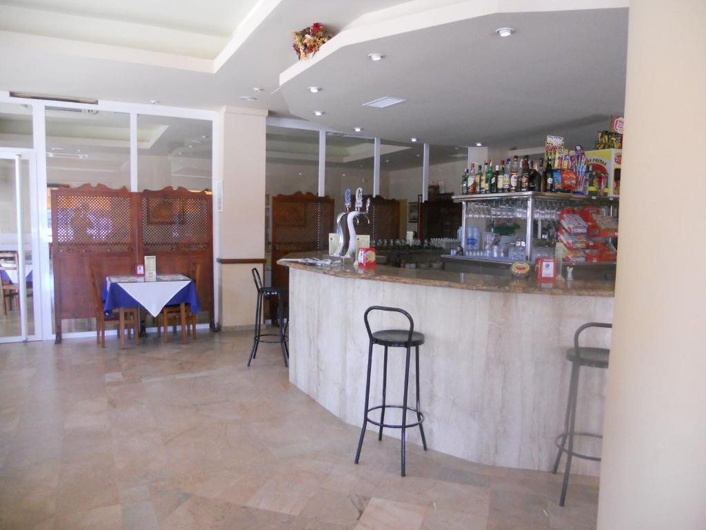 Hostal Restaurante Hermanos Zamora Palma del Rio Bagian luar foto